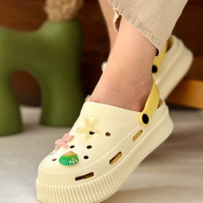 کراکس زنانه ساحلی